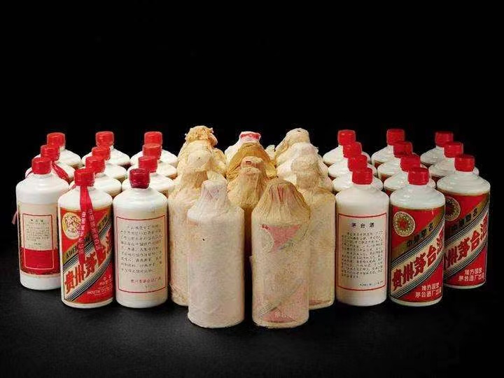 古城日照岚山回收酒价格哪里回收(附近上门回收茅台酒）?